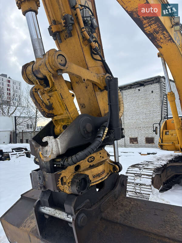 Гусеничный экскаватор JCB JS 220LC 2008 в Львове