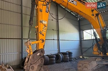 Екскаватор навантажувач JCB JS 220LC 2014 в Івано-Франківську