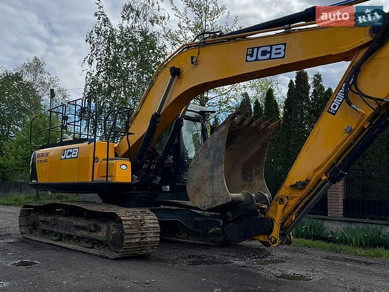 Гусеничний екскаватор JCB JS 220LC 2016 в Івано-Франківську