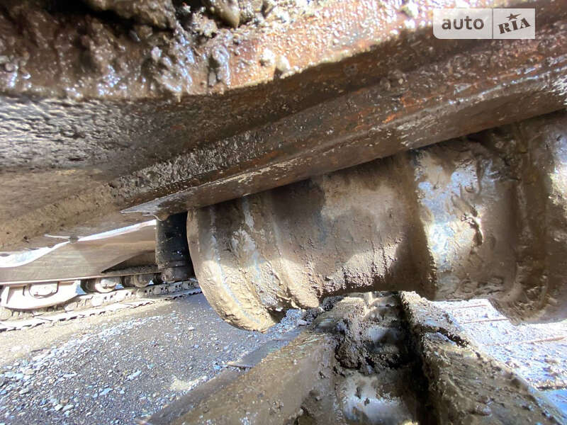 Экскаватор погрузчик JCB JS 240 2005 в Тячеве