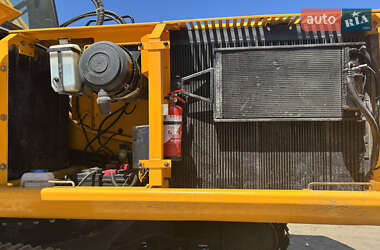 Гусеничный экскаватор JCB JS 240NC 2011 в 