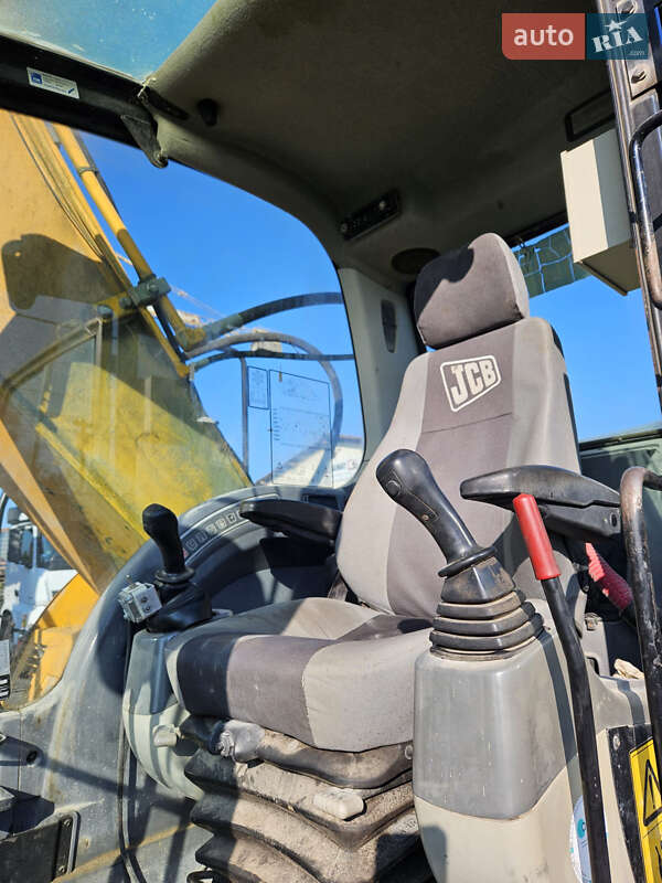 Гусеничний екскаватор JCB JS 240NC 2009 в Львові