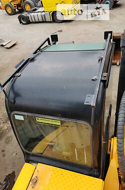 Екскаватор навантажувач JCB JS 290 2011 в Києві