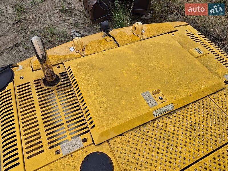 Гусеничний екскаватор JCB JS 290 2012 в Львові