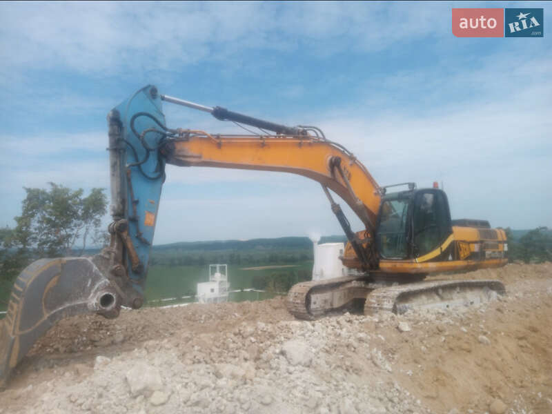 Гусеничный экскаватор JCB JS 330 2008 в 