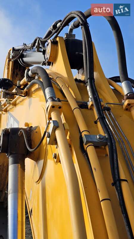 Гусеничный экскаватор JCB JS 370 2016 в Снятине