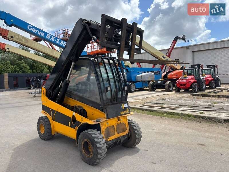 Телескопический погрузчик JCB TLT 2011 в Киеве