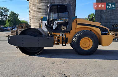 Каток ґрунтовий JCB VM 2006 в Києві