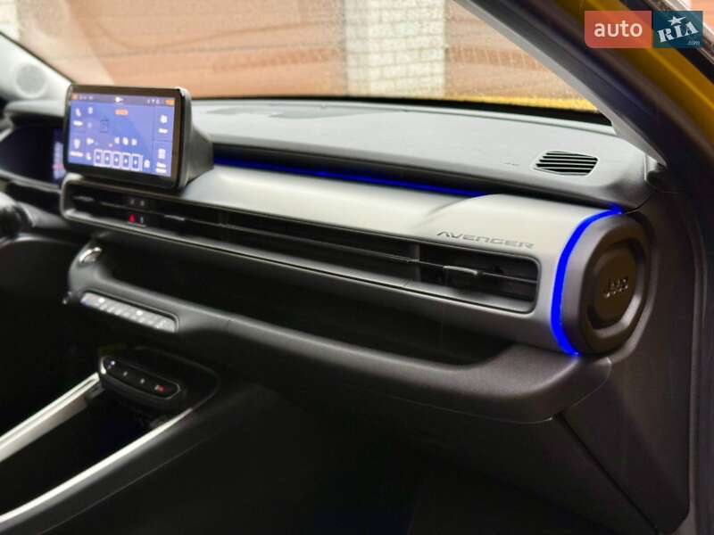 Внедорожник / Кроссовер Jeep Avenger 2024 в Киеве