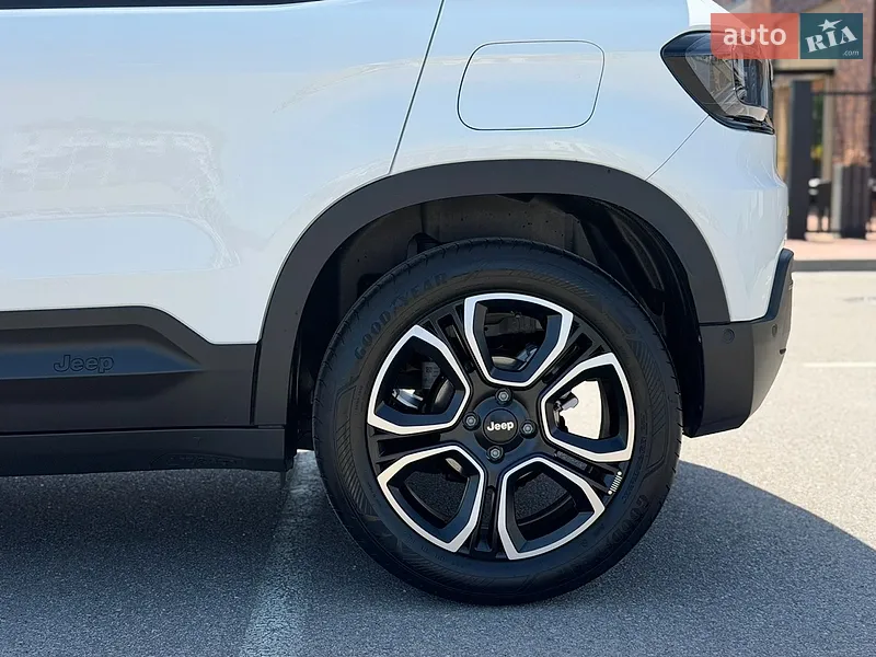 Jeep Avenger 2024 VIN ZAC5JACT4RJL00131 фото оголошення 19 з 75