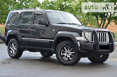 Внедорожник / Кроссовер Jeep Cherokee 2008 в Киеве