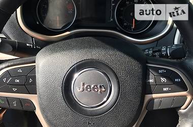 Внедорожник / Кроссовер Jeep Cherokee 2016 в Чернигове