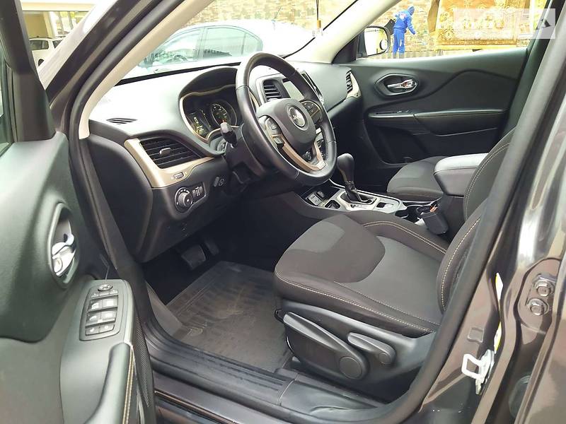 Позашляховик / Кросовер Jeep Cherokee 2017 в Миколаєві