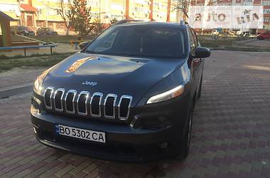 Внедорожник / Кроссовер Jeep Cherokee 2015 в Чорткове