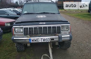 Внедорожник / Кроссовер Jeep Cherokee 1998 в Коломые
