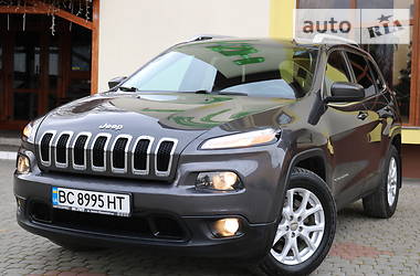 Внедорожник / Кроссовер Jeep Cherokee 2015 в Трускавце