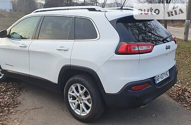 Позашляховик / Кросовер Jeep Cherokee 2015 в 