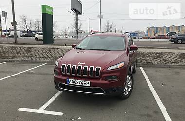 Внедорожник / Кроссовер Jeep Cherokee 2015 в Киеве