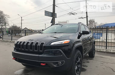 Внедорожник / Кроссовер Jeep Cherokee 2017 в Чернигове