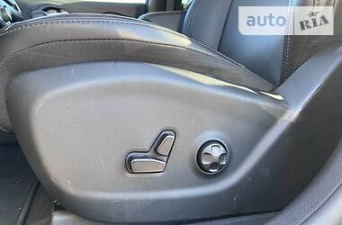 Позашляховик / Кросовер Jeep Cherokee 2019 в 