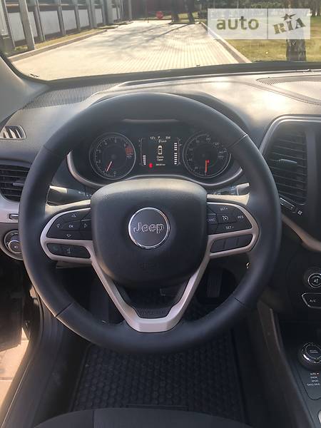 Позашляховик / Кросовер Jeep Cherokee 2016 в Рівному