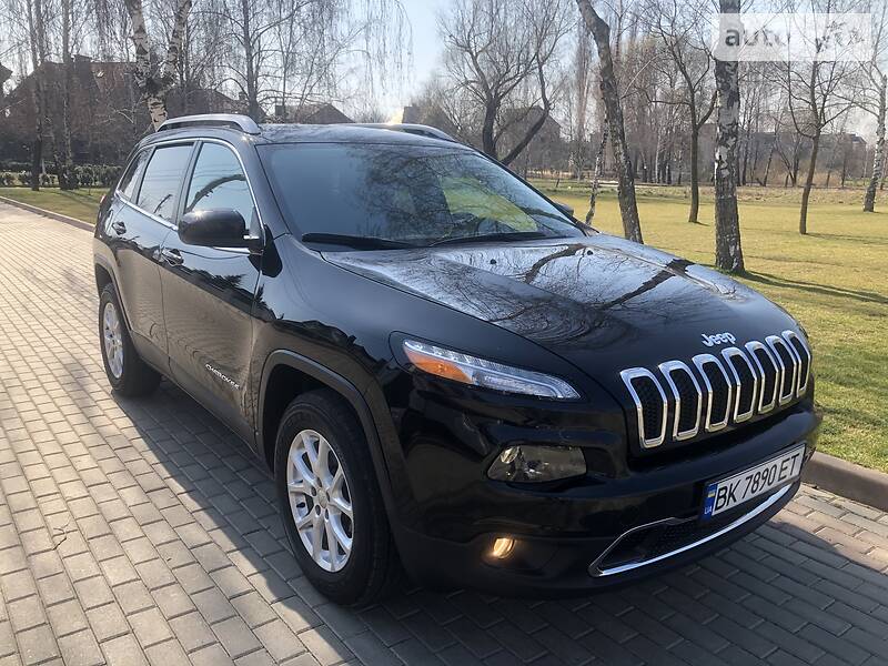 Позашляховик / Кросовер Jeep Cherokee 2016 в Рівному