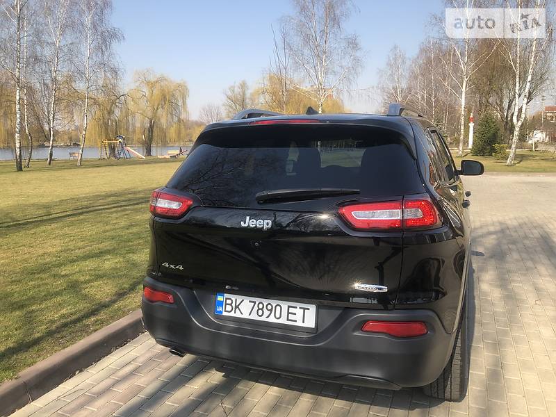 Позашляховик / Кросовер Jeep Cherokee 2016 в Рівному