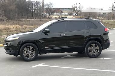 Позашляховик / Кросовер Jeep Cherokee 2016 в Києві