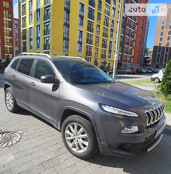 Позашляховик / Кросовер Jeep Cherokee 2014 в Львові