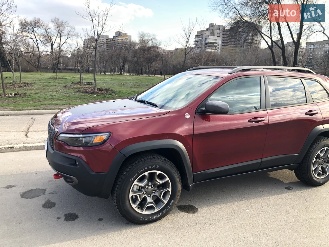 2020 Jeep Cherokee - мініатюра 9