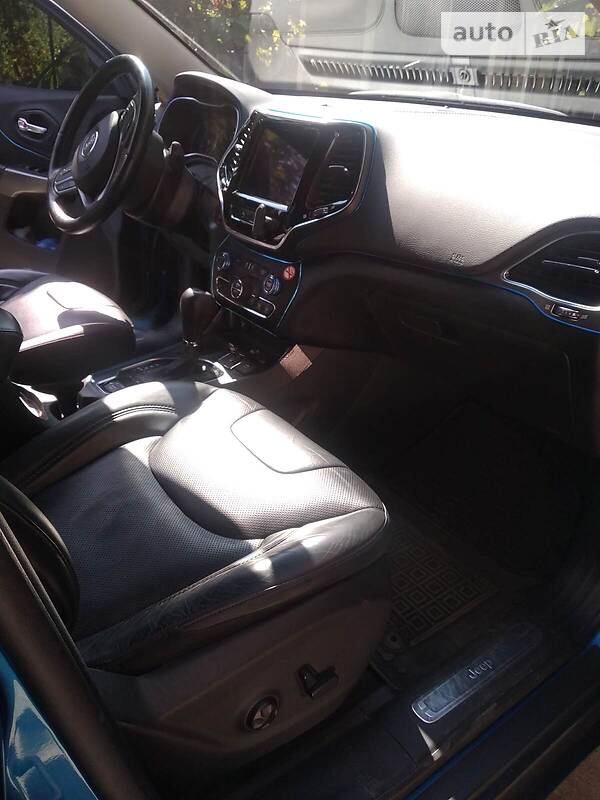 Позашляховик / Кросовер Jeep Cherokee 2019 в Івано-Франківську фото 10 Позашляховик / Кросовер Jeep Cherokee 2019 в Івано-Франківську