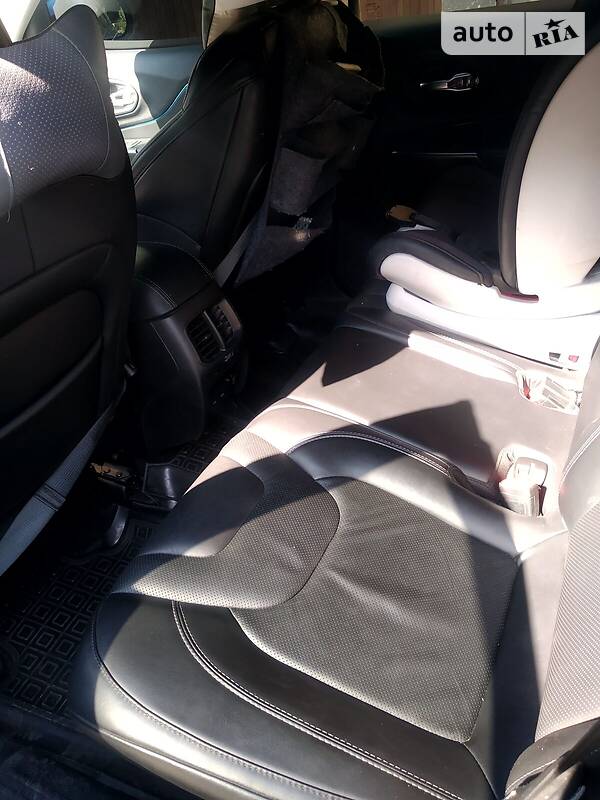 Позашляховик / Кросовер Jeep Cherokee 2019 в Івано-Франківську фото 27 Позашляховик / Кросовер Jeep Cherokee 2019 в Івано-Франківську