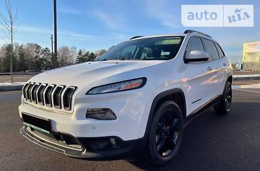 Внедорожник / Кроссовер Jeep Cherokee 2016 в Ровно