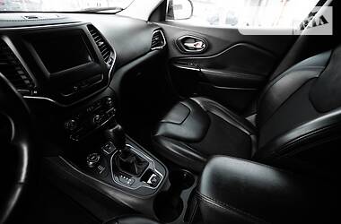 Внедорожник / Кроссовер Jeep Cherokee 2019 в 