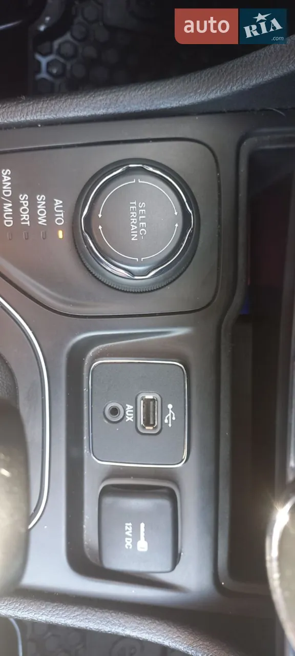 2019 Jeep Cherokee - мініатюра 32