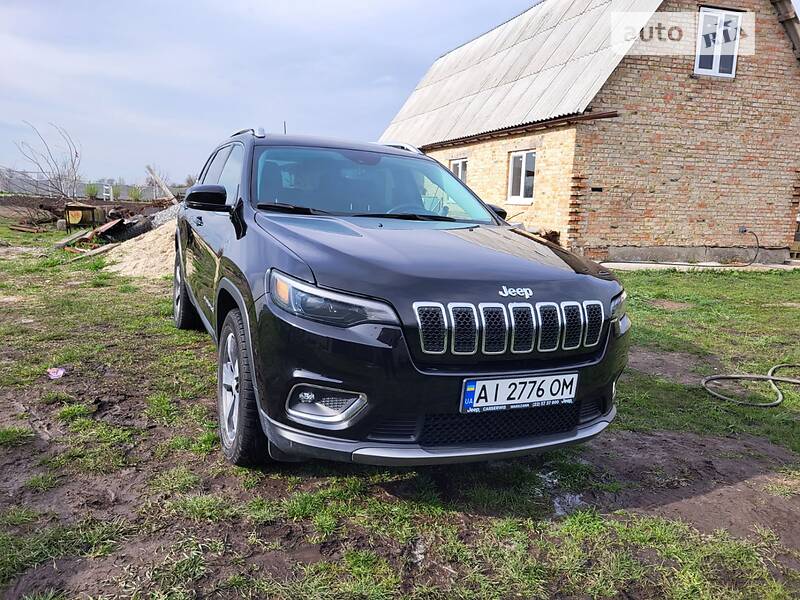 Внедорожник / Кроссовер Jeep Cherokee 2019 в Киеве