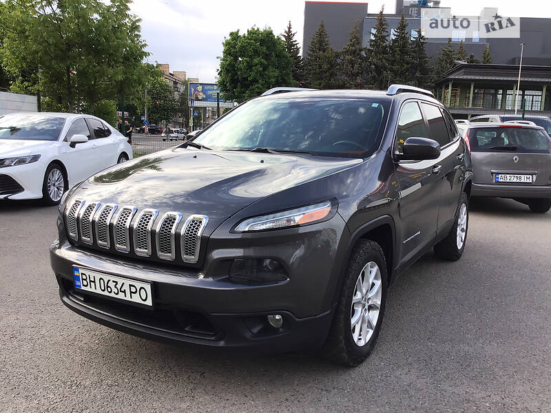 Позашляховик / Кросовер Jeep Cherokee 2015 в Вінниці