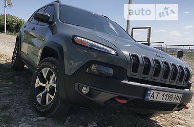 Позашляховик / Кросовер Jeep Cherokee 2014 в Івано-Франківську