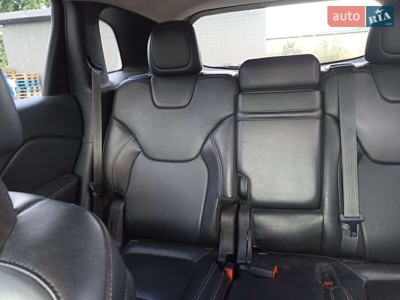 Позашляховик / Кросовер Jeep Cherokee 2014 в Ужгороді