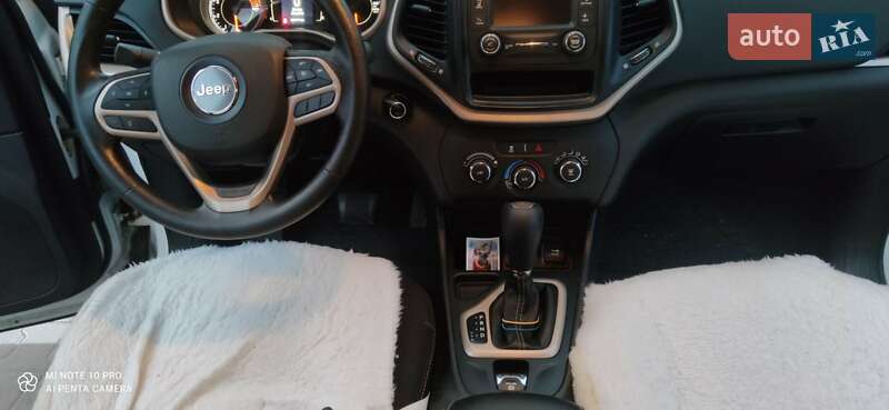 Позашляховик / Кросовер Jeep Cherokee 2017 в Житомирі