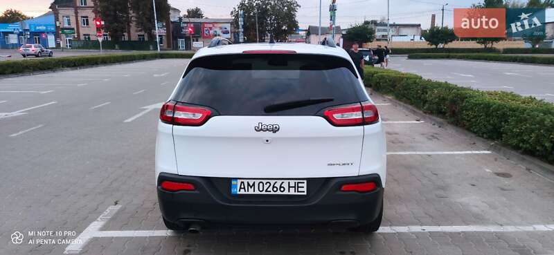 Позашляховик / Кросовер Jeep Cherokee 2017 в Житомирі