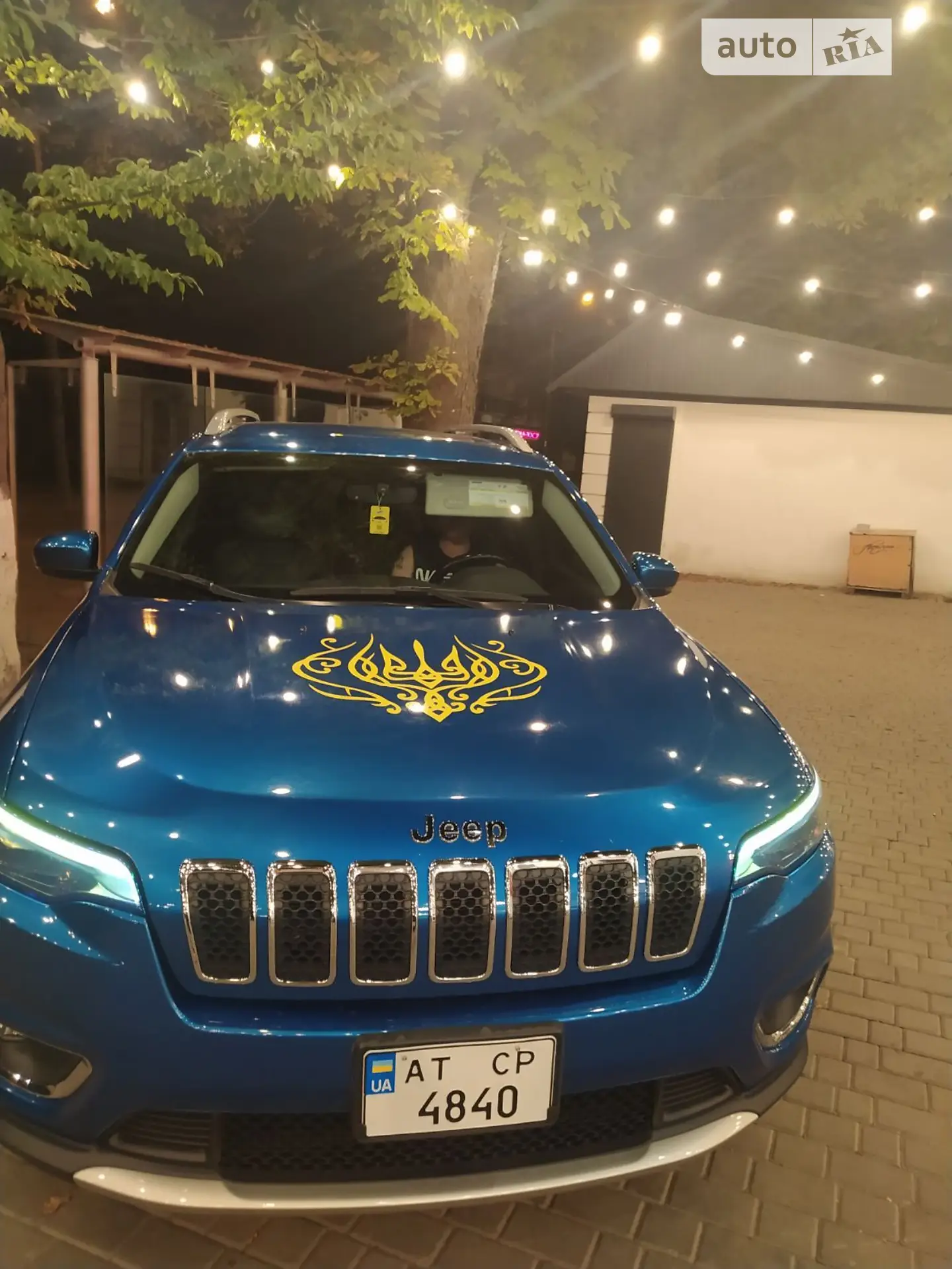 2019 Jeep Cherokee - мініатюра 2