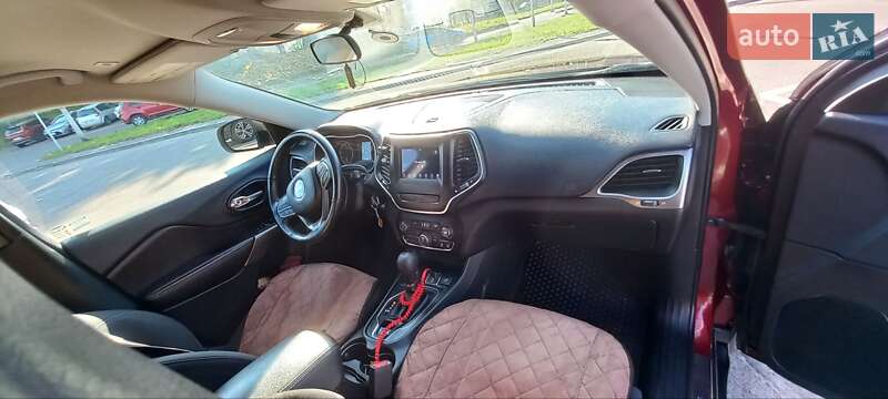 Внедорожник / Кроссовер Jeep Cherokee 2019 в Львове