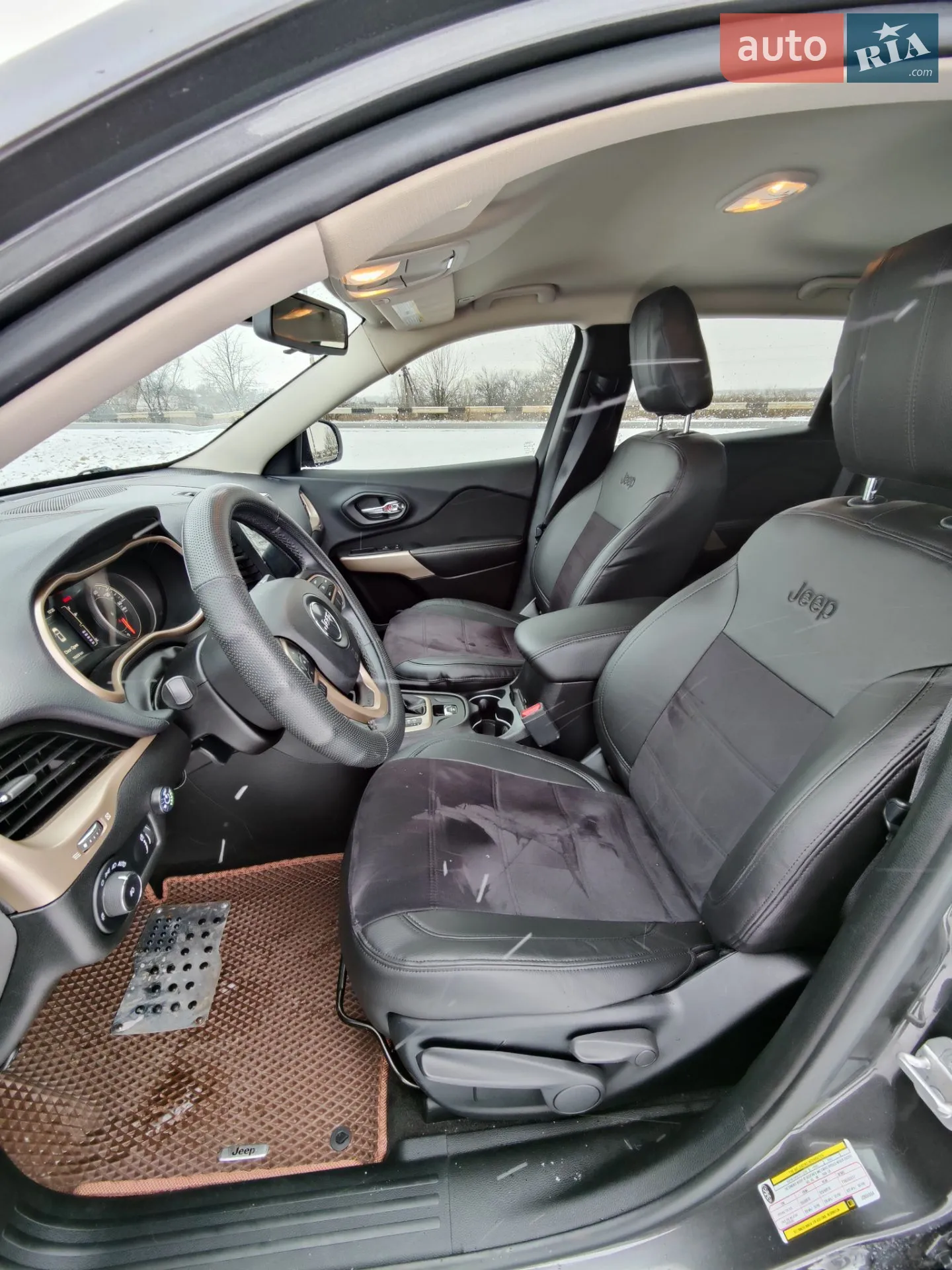 2017 Jeep Cherokee - мініатюра 19