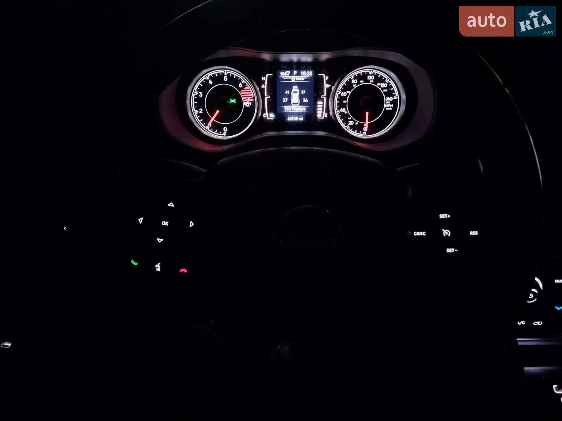 2019 Jeep Cherokee - мініатюра 26