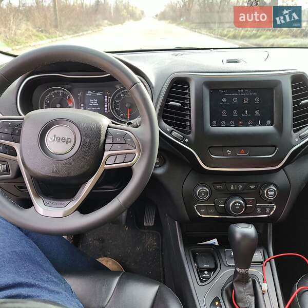 Позашляховик / Кросовер Jeep Cherokee 2019 в Львові