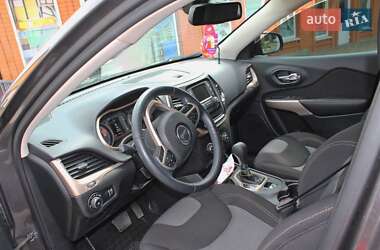 Внедорожник / Кроссовер Jeep Cherokee 2017 в Болграде