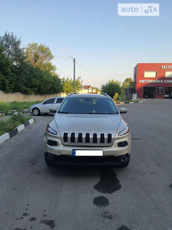 Позашляховик / Кросовер Jeep Cherokee 2015 в Харкові