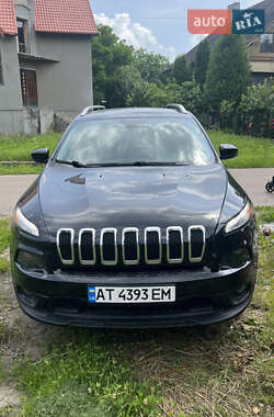 Внедорожник / Кроссовер Jeep Cherokee 2016 в Калуше