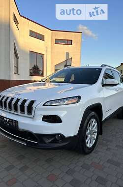 Внедорожник / Кроссовер Jeep Cherokee 2017 в Ужгороде